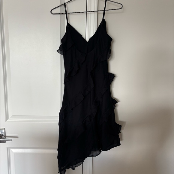 Abercrombie & Fitch Black Asymmetrical Ruffle Dress - Picture 4 of 4